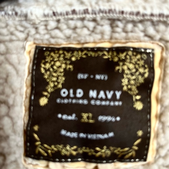 Like new Old Navy faux sheering jacket, hooded sz XL brown - Picture 2 of 4